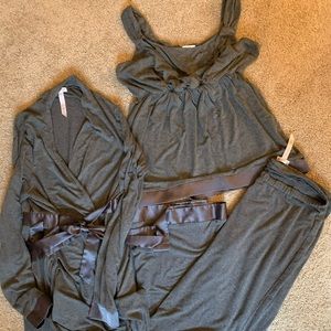 Pea in the Pod 3 piece nursing sleep set